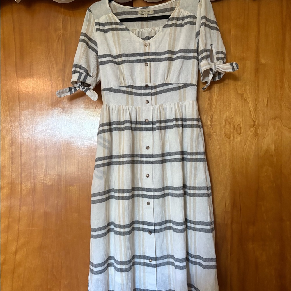 Elegant Striped Midi Dress
